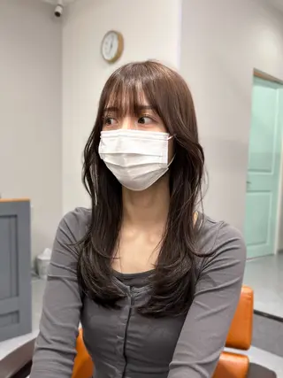 ロング Anela所属・山中 友詩のヘアスタイル