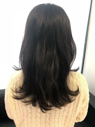 セミロング GLROW haruhiのヘアスタイル