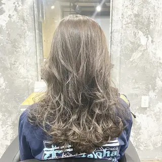 ロング カラー 🔷似合わせのプロ KUMA🔷のヘアスタイル