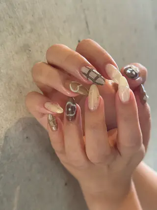 ネイル Manon Yuiのネイルデザイン