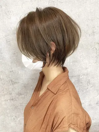 ショート カラー 🫧安野祥華 銀座大人ショート🫧のヘアスタイル