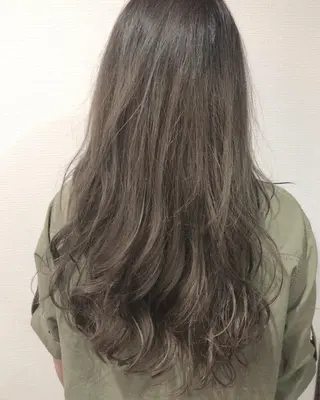 セミロング カラー レイヤーカット匠 イソザキノリユキのヘアスタイル