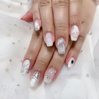 ネイル ジョリ En 💞🦋のネイルデザイン