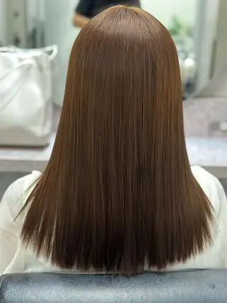 セミロング JYO 髪質改善専門家のヘアスタイル