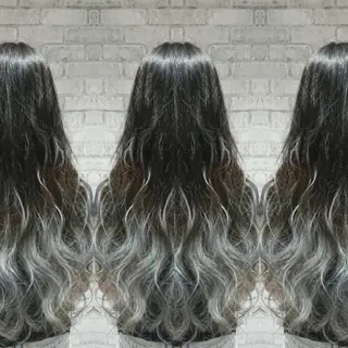 ロング カラー EARTH 越谷店のヘアスタイル