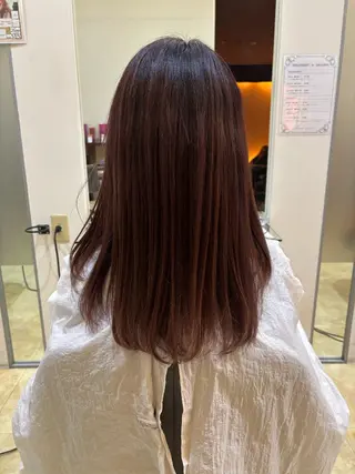 ロング カラー 亀山 来未のヘアスタイル