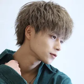 ショート confidence 新宿本店【公式】のヘアスタイル