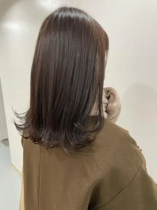 セミロング カラー akane .のヘアスタイル