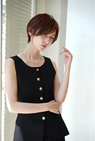 ショート カラー 加賀 千聖 /soigneのヘアスタイル