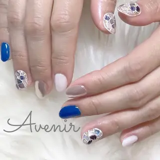 ネイル Avenir 表参道 nail＆eye予約のネイルデザイン