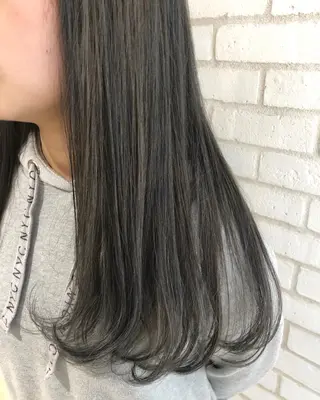 カラー she2.shinjuku所属・takumi Hのヘアスタイル