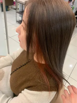 セミロング カラー ママ美容師まつげ 🤍まき🤍のマツエク・マツパデザイン