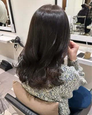 セミロング カラー 巻ける縮毛矯正/艶 カラーchika🩵のヘアスタイル