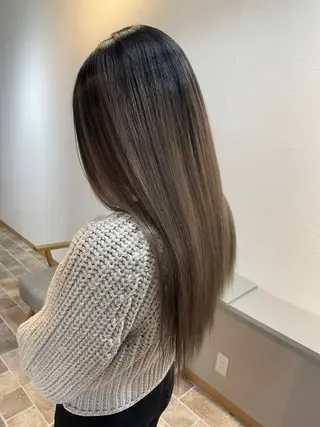 ロング カラー Ammi hair所属・YUI/ ブリーチカラー🌷のヘアスタイル