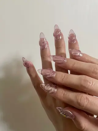 ネイル anyora nail salon所属・大人ワンホン キラキラ／Ayanoのネイルデザイン