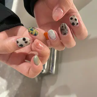 ネイル SALON VILLAGE AOYAMA 2nd.所属・NAKAMURA HARUKAのネイルデザイン