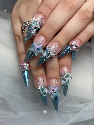 ネイル Mio_ Noiranailのネイルデザイン