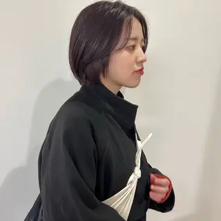 ショート カラー nonoka オリーブ/レイヤーのヘアスタイル