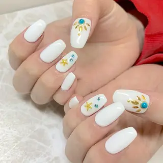 ネイル LULU LIMAのネイルデザイン