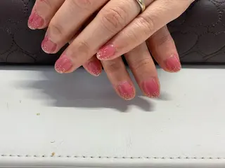 ネイル Mule Beauty Salon所属・ミュール ビューティーサロンのネイルデザイン