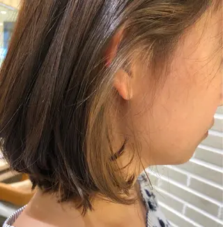 ミディアム カラー 山北 咲子のヘアスタイル