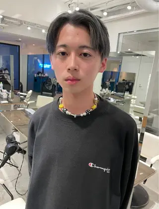 ショート カラー メンズ スパイラルパーマ 🌐hina⭐️のヘアスタイル