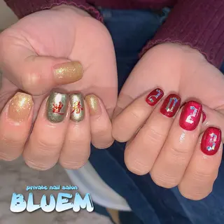 ネイル BLUEM なな🐶のネイルデザイン