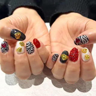 ネイル OAKたまプラ MiKiのネイルデザイン