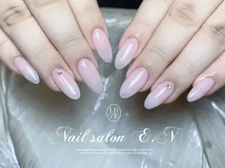 ネイル E.N🦋 長さ出し/持ち込みのネイルデザイン