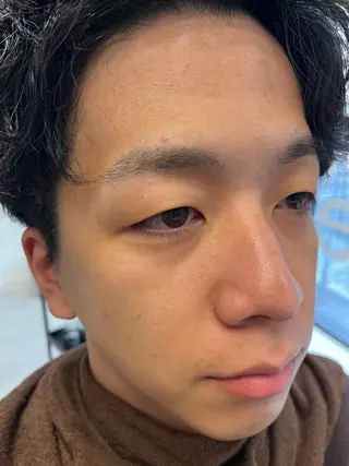 アイブロウ ［LIC南堀江］大井 悟のヘアスタイル