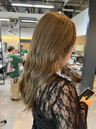 ロング 赤み消しカラー✳️ 井上明日翔💫のヘアスタイル