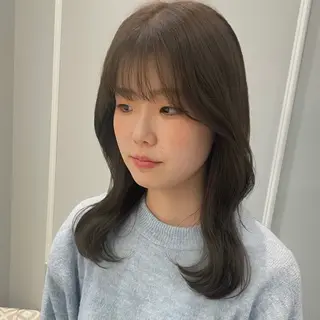 セミロング カラー 🩶赤み消しカラー 🐈‍⬛荻野美思🐾のヘアスタイル