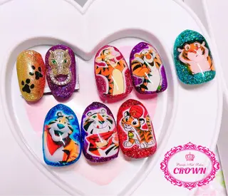ネイル CROWN プライベートサロンのネイルデザイン
