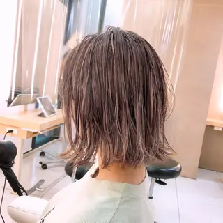 ショート カラー 小田 亮のヘアスタイル