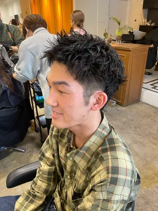 ショート メンズ RIN／韓国ヘア レイヤーカットのヘアスタイル