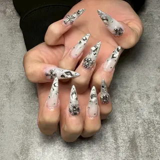 ネイル 井上春菜/長さだし パラジェルフィルインのネイルデザイン