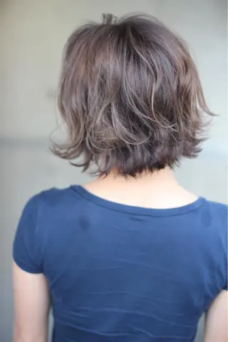 ショート カラー パーマ ヘアアレンジ 成松 勇治のヘアスタイル