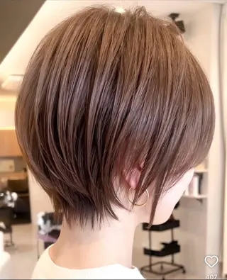 ショート レイヤー小顔ショート 吉田ジョウのヘアスタイル