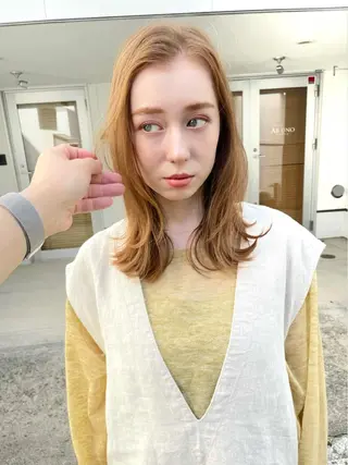 ミディアム カラー 結べるレイヤーボブ くびれLady表参道のヘアスタイル