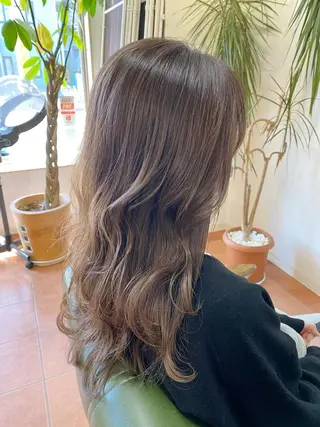 ロング カラー 石井 佑樹のヘアスタイル