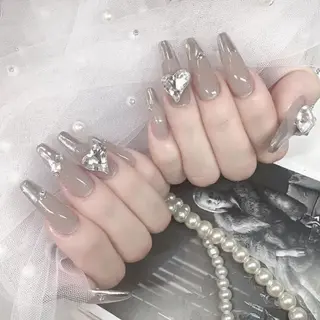 ネイル Queen Nail 柏店　クイーンネイルのネイルデザイン