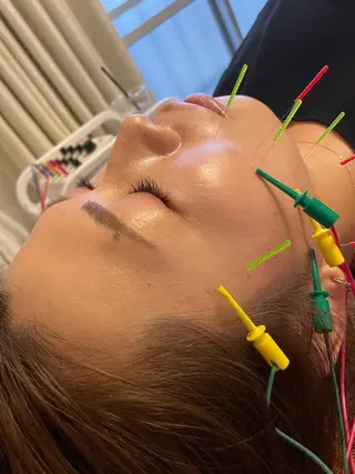 美容鍼灸サロン mahoroba院長のエステ・リラクイメージ