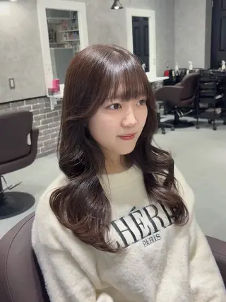 セミロング Aura 髪質改善＆韓国レイヤー所属・あい❤︎ /髪質改善/韓国巻きのヘアスタイル