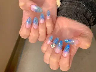 ネイル 高島 夏海のネイルデザイン