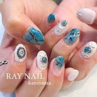 ネイル Arowa 伊田のネイルデザイン