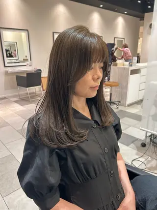 ミディアム 中原 優美のヘアスタイル