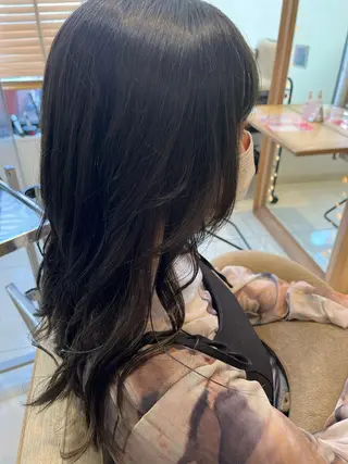 セミロング カラー なつな/ 透明感カラーのヘアスタイル