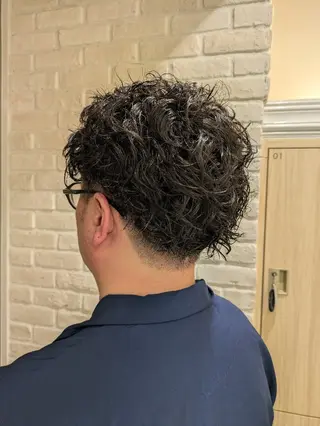 ショート パーマ メンズ 佐々木 萌のヘアスタイル