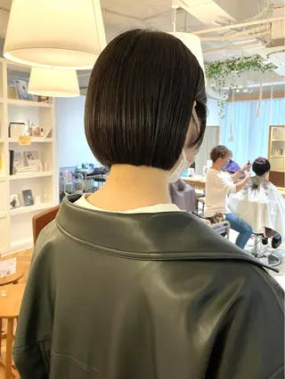 ショート カラー salowin梅田茶屋町north所属・くがれいじ 梅田/ショート/ボブのヘアスタイル