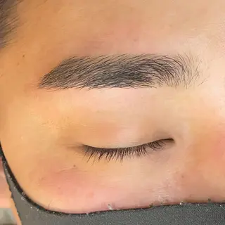 メンズ アイブロウ privete salon Mignon【ミニョン】所属・井上 梨花のマツエク・マツパデザイン
